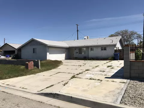 45574 E 6th St, Lancaster, CA 93535 photo 1
