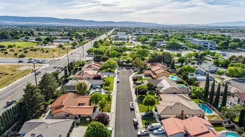 2828 Helen Ln, Lancaster, CA 93536 photo 29