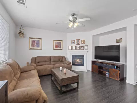 4137 Ranier Pl, Quartz Hill, CA 93536 photo 13