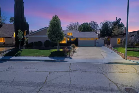 44133 Halcom Ave, Lancaster, CA 93536 photo 1