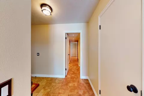 44133 Halcom Ave, Lancaster, CA 93536 photo 16