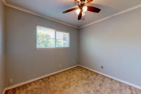 44133 Halcom Ave, Lancaster, CA 93536 photo 17