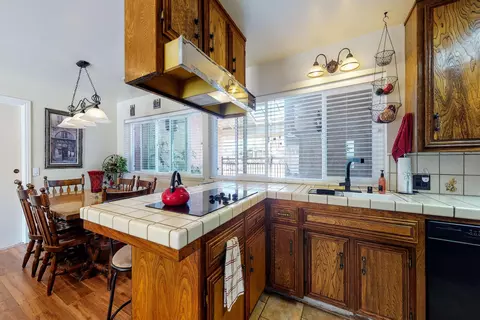 44133 Halcom Ave, Lancaster, CA 93536 photo 8