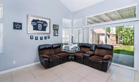 2623 Macfarlane Dr, Lancaster, CA 93536 photo 8