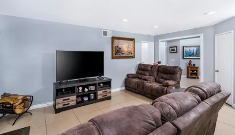 2623 Macfarlane Dr, Lancaster, CA 93536 photo 15