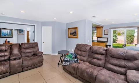 2623 Macfarlane Dr, Lancaster, CA 93536 photo 16