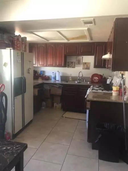 44644 Beech Ave, Lancaster, CA 93534 photo 6