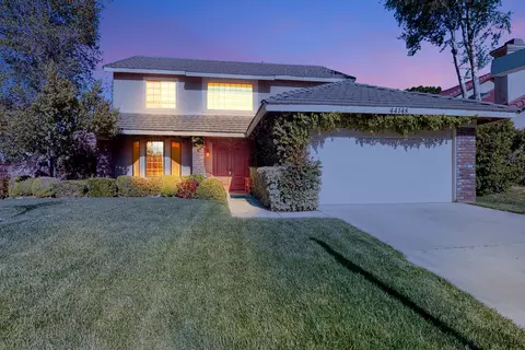 44148 Shad St, Lancaster, CA 93536 photo 2