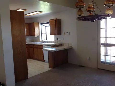 3021 Cromwell Ave, Mojave, CA 93501 photo 5