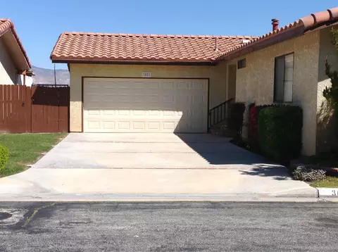 3021 Cromwell Ave, Mojave, CA 93501 photo 1