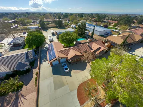 43807 E 40th St, Lancaster, CA 93535 photo 5