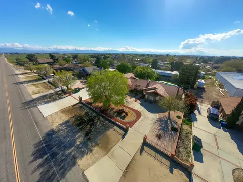 43807 E 40th St, Lancaster, CA 93535 photo 9