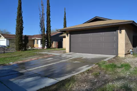 37334 Sabal Ave, Palmdale, CA 93552 photo 5