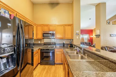 2039 Thomas Dr, Lancaster, CA 93535 photo 21