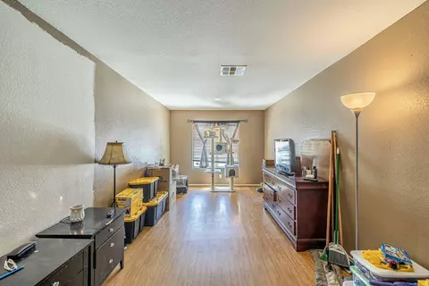 2039 Thomas Dr, Lancaster, CA 93535 photo 11