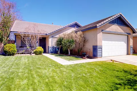 1821 Astor Ct, Lancaster, CA 93534 photo 1