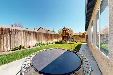 1821 Astor Ct, Lancaster, CA 93534 photo 18