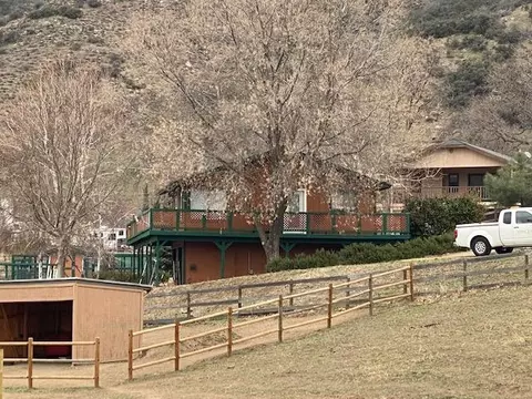 26020 Columbia Way, Tehachapi, CA 93561 photo 2
