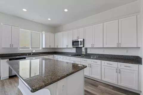 43942 Windrose Pl, Lancaster, CA 93536 photo 4