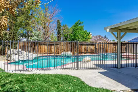 6311 Jasper Ct, Lancaster, CA 93536 photo 32