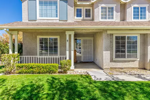 6311 Jasper Ct, Lancaster, CA 93536 photo 2