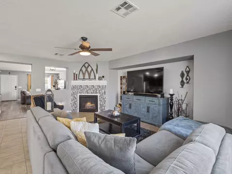 45561 E 36th St, Lancaster, CA 93535 photo 7