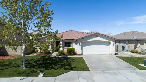 45561 E 36th St, Lancaster, CA 93535 photo 1