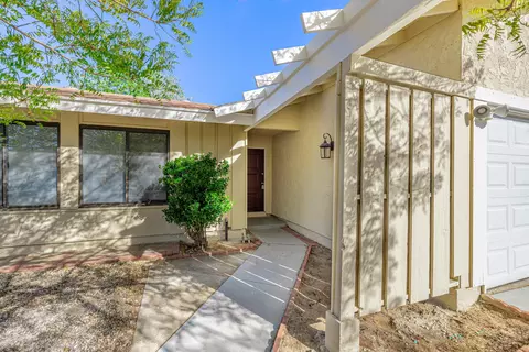44157 Kirkland Ave, Lancaster, CA 93535 photo 3