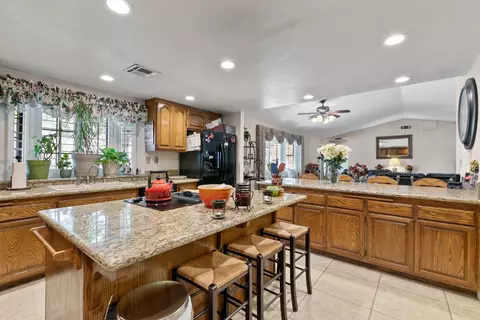 44917 43rd St E, Lancaster, CA 93535 photo 10