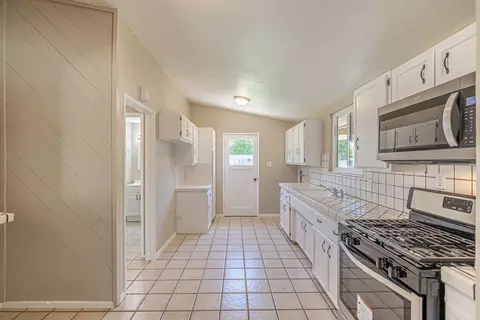 44634 Raysack Ave, Lancaster, CA 93535 photo 10