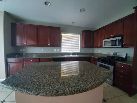 4222 Jonathon St, Lancaster, CA 93536 photo 6