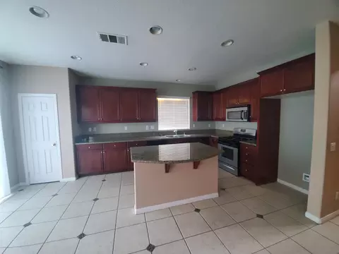 4222 Jonathon St, Lancaster, CA 93536 photo 5