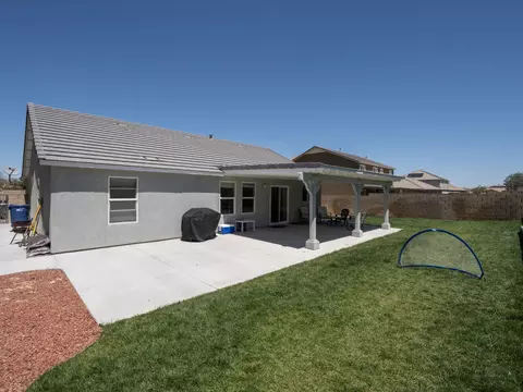 3060 Justin Ct, Lancaster, CA 93535 photo 3