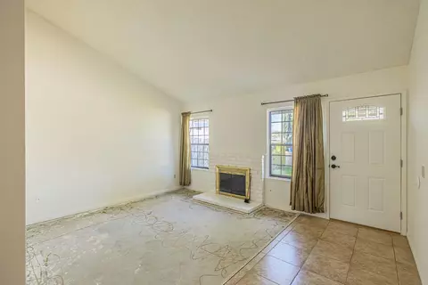 44113 E 4th St, Lancaster, CA 93535 photo 5