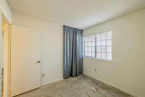 44113 E 4th St, Lancaster, CA 93535 photo 15
