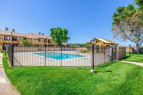 1846 E Avenue J2 #6, Lancaster, CA 93535 photo 20