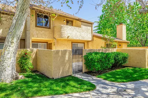 1846 E Avenue J2 #6, Lancaster, CA 93535 photo 1