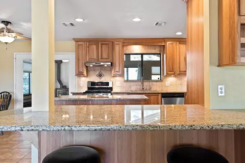26001 Plateau Ct, Tehachapi, CA 93561 photo 7