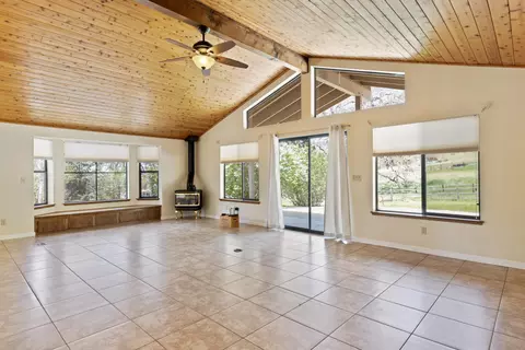 26001 Plateau Ct, Tehachapi, CA 93561 photo 12