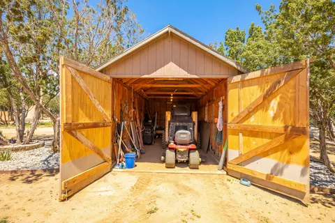 6011 Valley Sage Rd, Acton, CA 93510 photo 24
