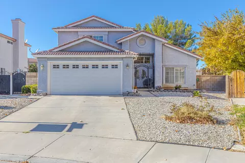 43949 Broadwater Ave, Lancaster, CA 93535 photo 1