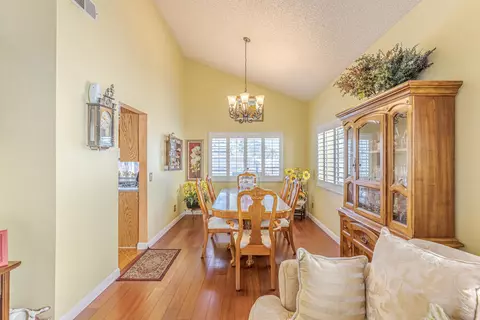 43949 Broadwater Ave, Lancaster, CA 93535 photo 8