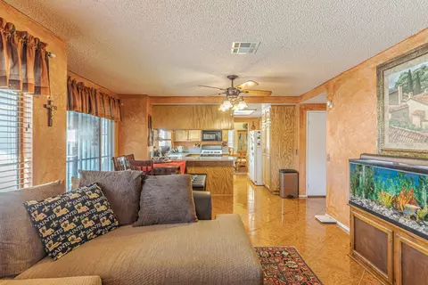 43949 Broadwater Ave, Lancaster, CA 93535 photo 13