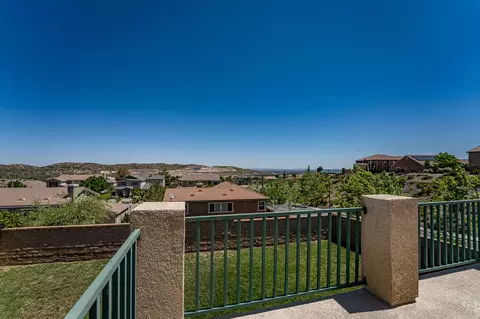 2225 Candytuft Ln, Palmdale, CA 93551 photo 20