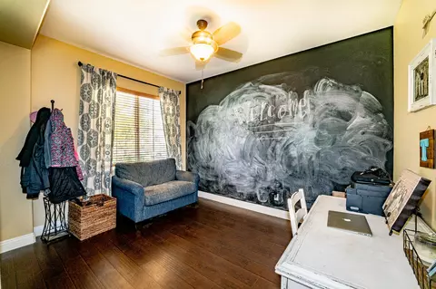 2225 Candytuft Ln, Palmdale, CA 93551 photo 6