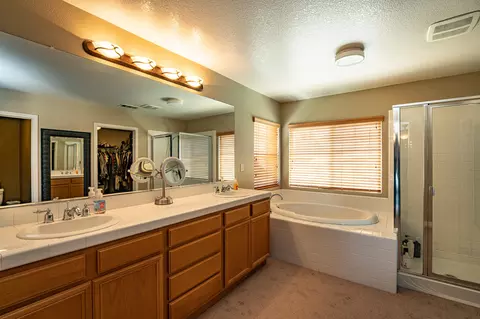2225 Candytuft Ln, Palmdale, CA 93551 photo 18