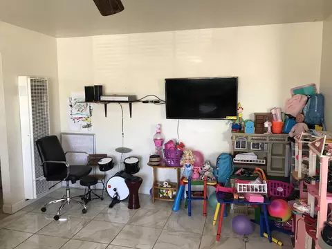 37808 10th St E, Palmdale, CA 93550 photo 12