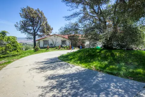 19350 Jacks Hill Rd, Tehachapi, CA 93561 photo 2