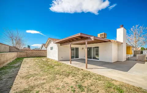 1124 E Ave J 10, Lancaster, CA 93535 photo 29