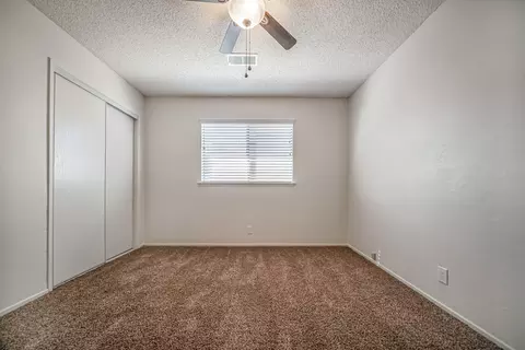 1124 E Ave J 10, Lancaster, CA 93535 photo 24